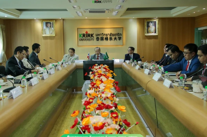 沙特阿拉伯高校代表团到访格乐大学，积极加强全球教育联系和国际学术合作